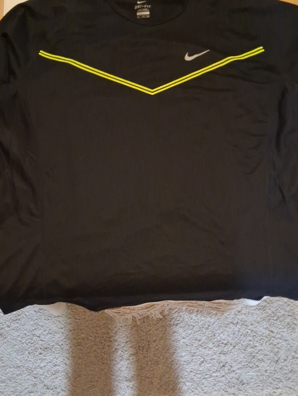 NWOT MENS Nike Black Short-Sleeve Dri-FIT RUNNING Tee Neon Yellow Chevron XXL
